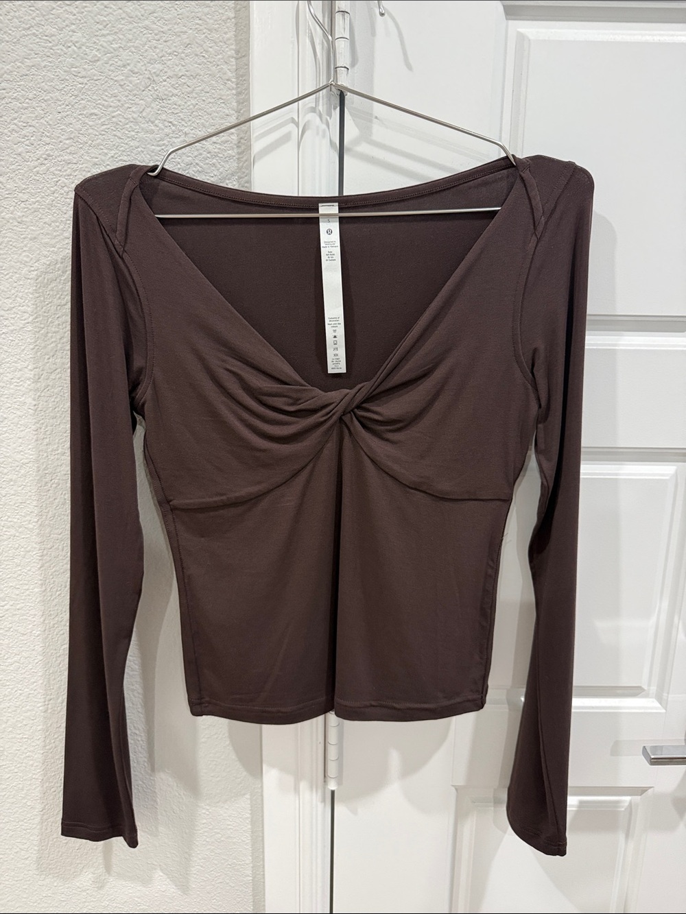 Lululemon Women’s Twist Front Long Sleeve Top - Brown